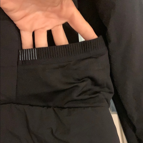 Lululemon Down For It All Athletic Black Jacket 10 - Picture 7 of 11